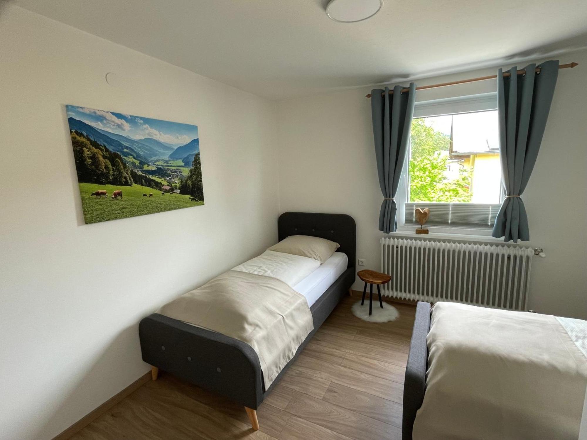 Haus Bergblick Apartment Villach Exterior photo